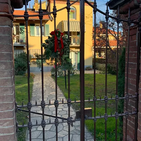 Apartament La Casa Di Nonna Rosmi