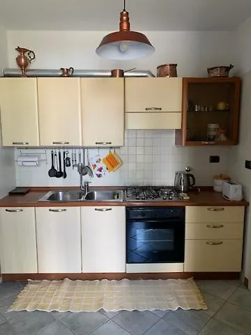 La Casa Di Nonna Rosmi דירה